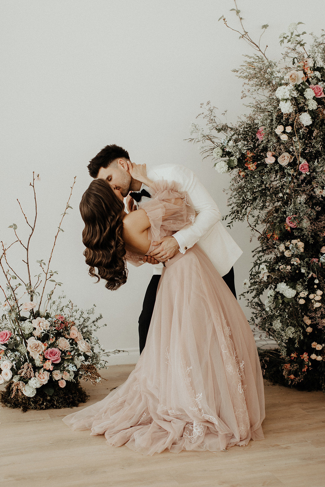 How Much Do Wedding Flowers Cost in Edmonton, Alberta?