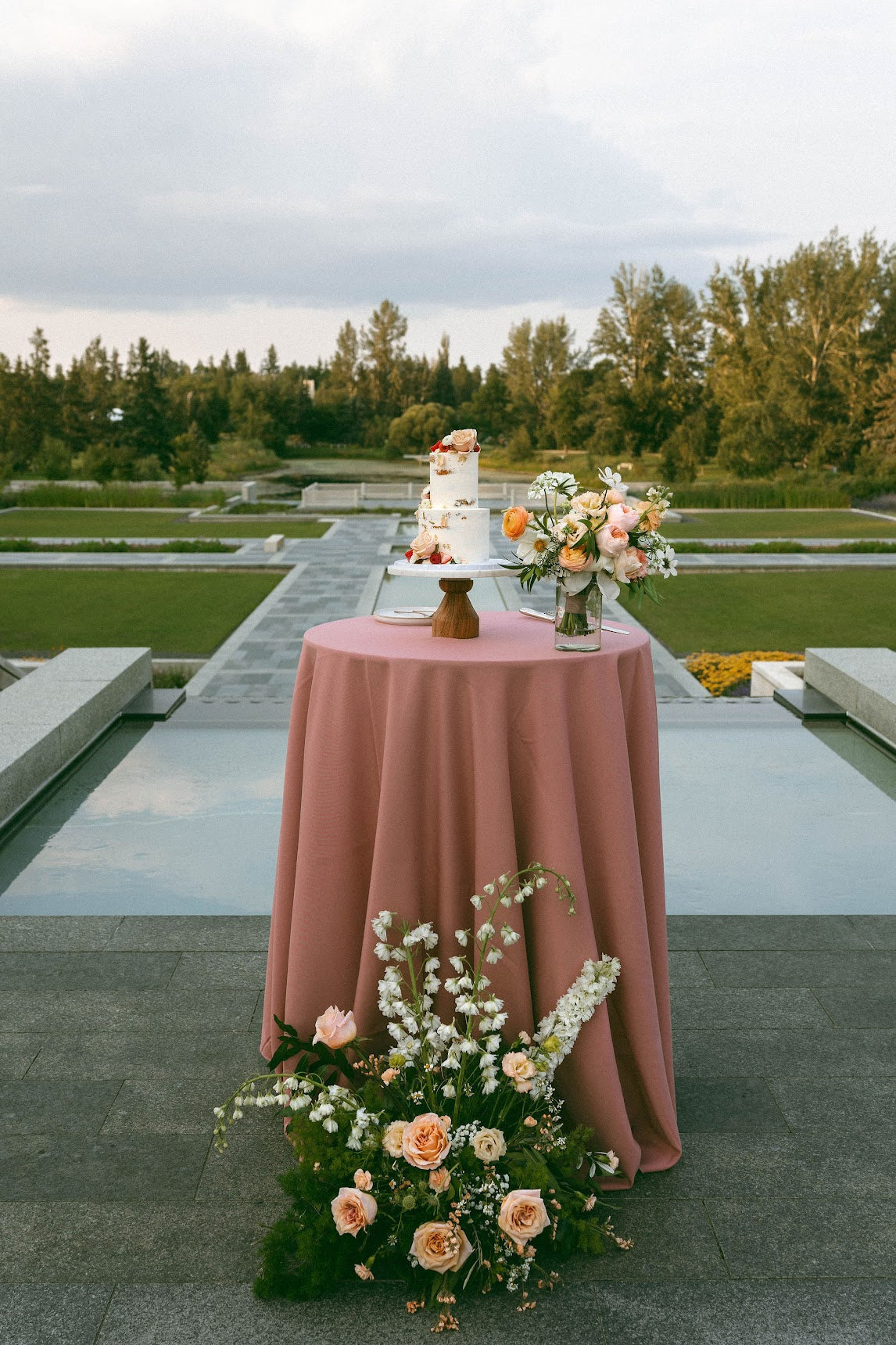 Planning Wedding Flowers? Start Here.