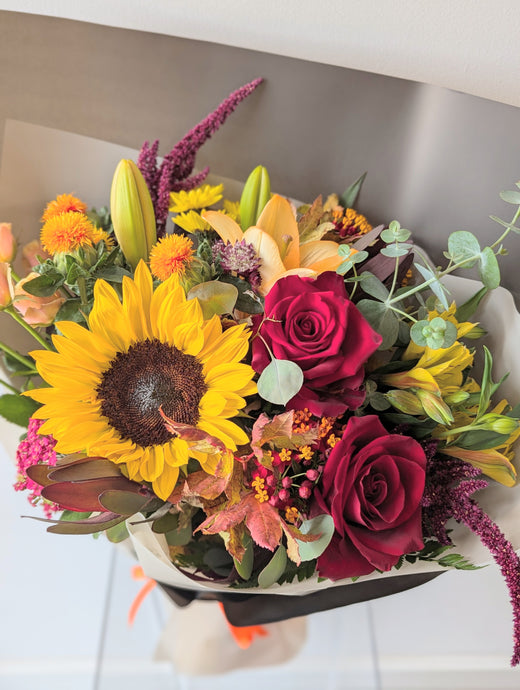 Autumn Vibes Bouquet 𝘧𝘳𝘰𝘮: