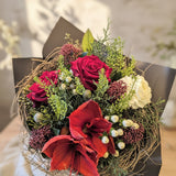 Wintertide Nest Bouquet
